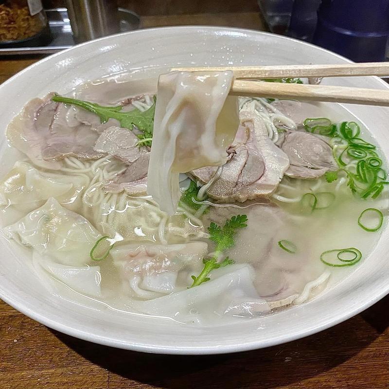 チャーシューワンタンメン(揚子江ラーメン名門 高殿店)