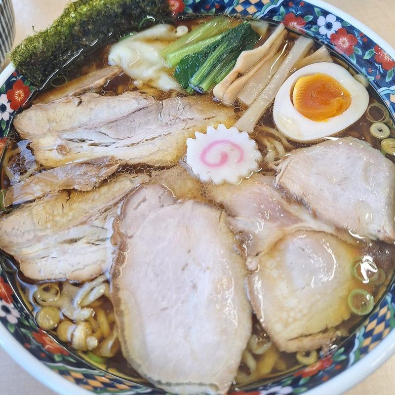 特製中華そば 大盛(中華そば みの八)