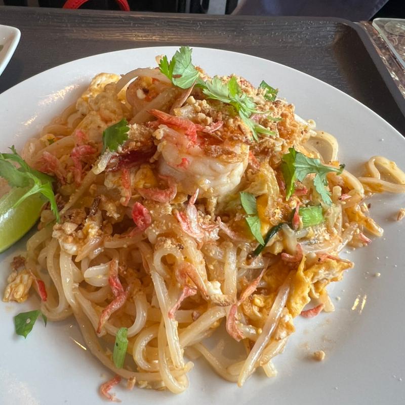 パッタイ(Thai Thai restaurant)