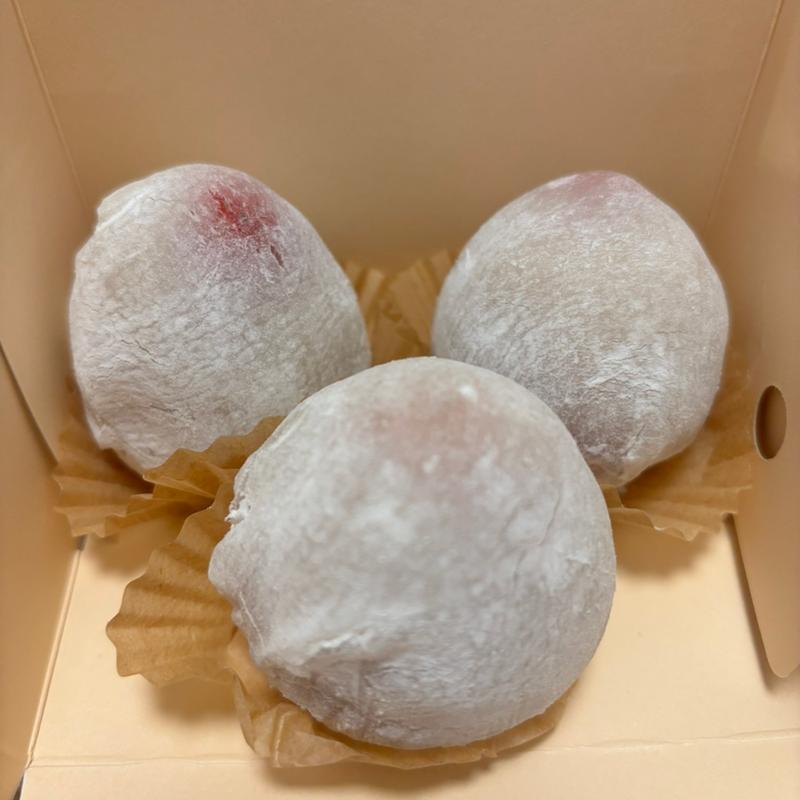 有機いちご大福(パティスリー ソナ 善通寺店 （【旧店名】タカラブネ）)