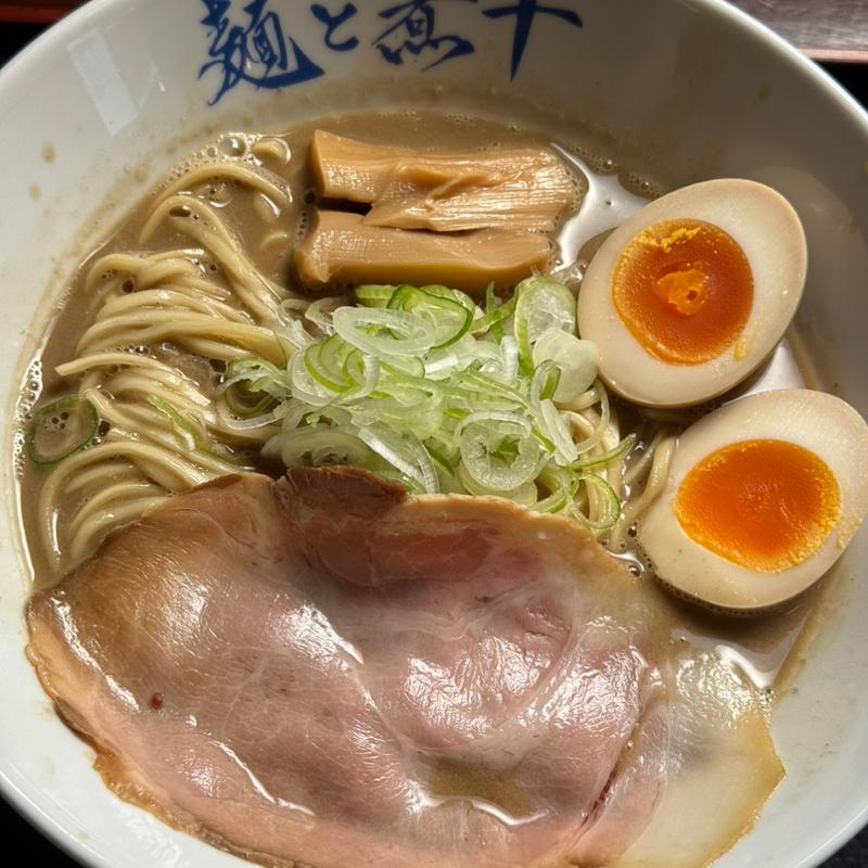 煮干しそば(麺と煮干)