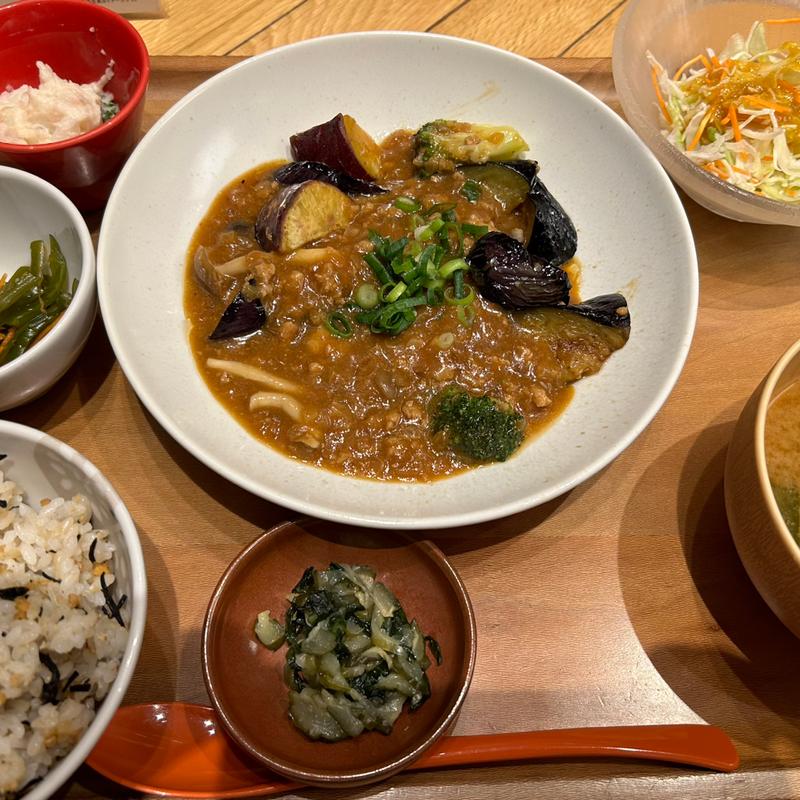 コク旨ナスの肉味噌定食(おぼんdeごはん ラゾーナ川崎プラザ店)