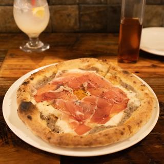生ハムトリュフビスマルク(GROTTA PICCOLA)