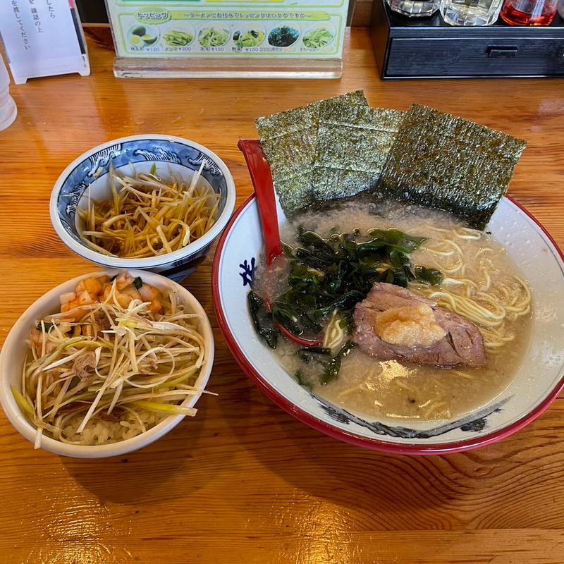 塩ラーメン　半ライス　ネギ別皿(椿　ラーメンショップ 木立店 )