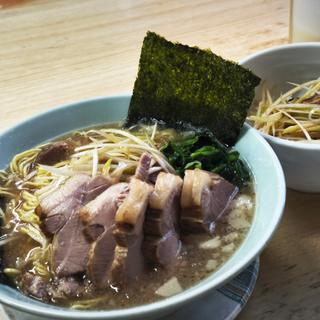 ねぎチャーシュー麺ねぎ丼(ラーメンショップ椿 厚木店)