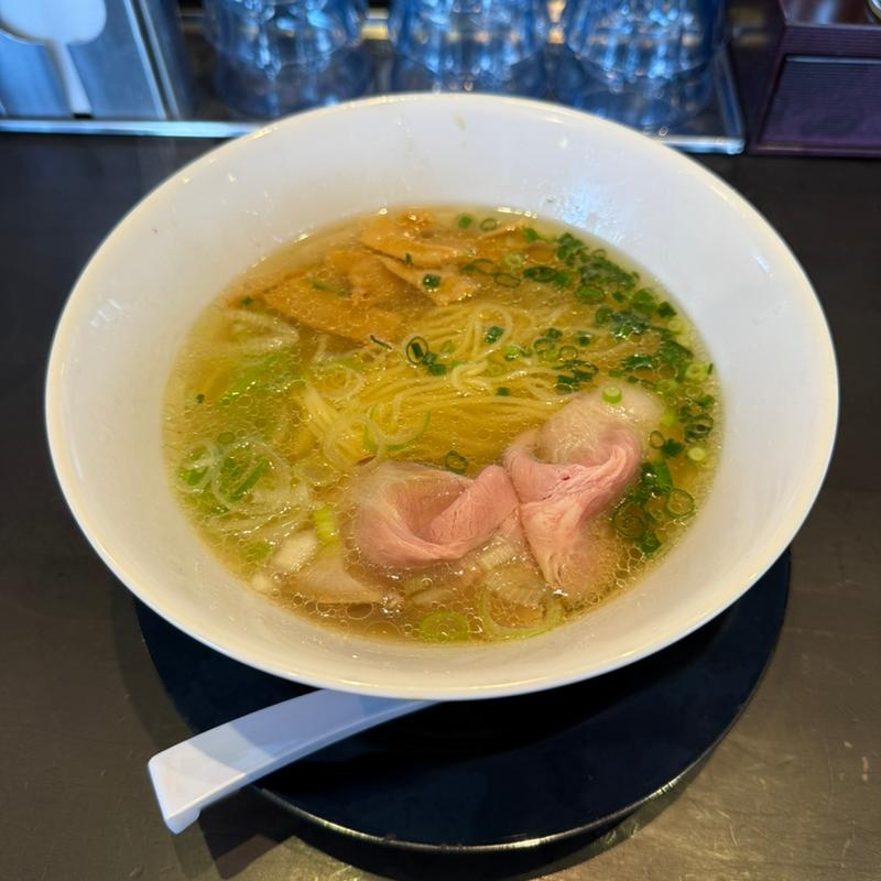醤油ラーメン(いっちゃん亭 )