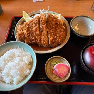 ロースカツ定食　300g