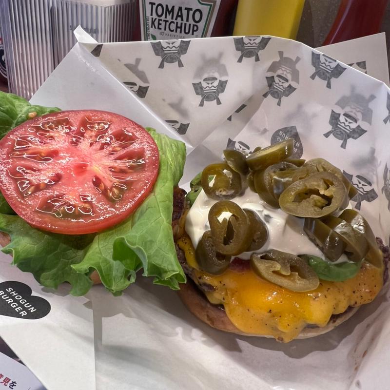 アボカドチーズバーガー+ハラペーニョ(ショーグンバーガー 新宿総本店（SHOGUN BURGER Shinjyuku）)