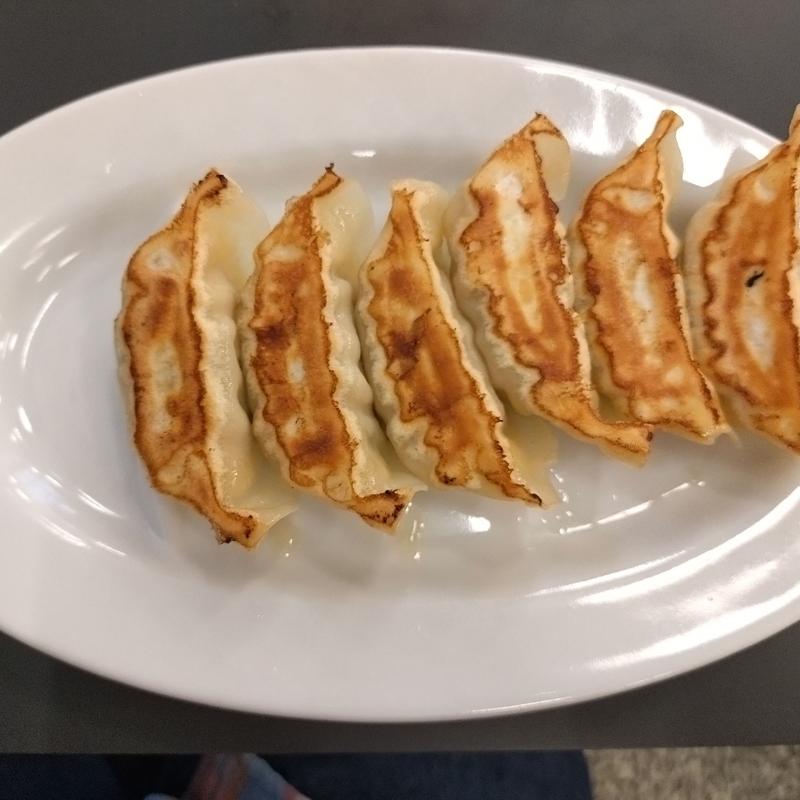焼餃子（1皿6個）(餃子の味よし 渋谷道玄坂店)