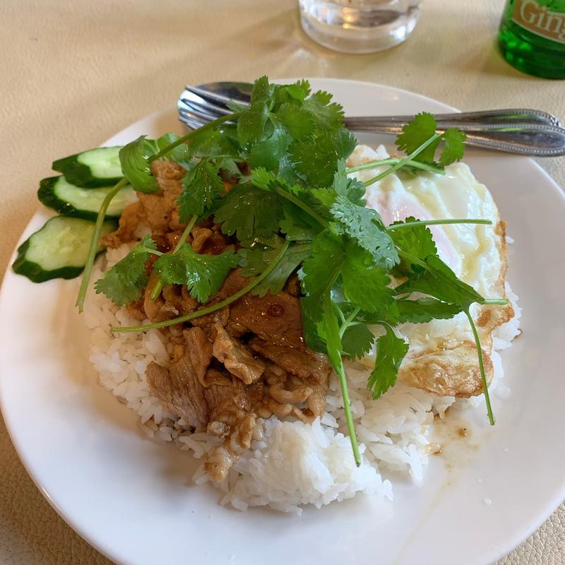 ムートーカティアム(イーサン食堂)