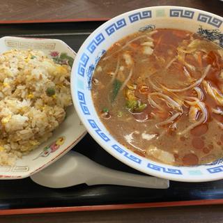 激辛ラーメンチャーハンセット
