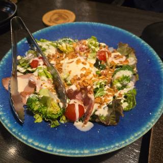 がまぐち温玉サラダ