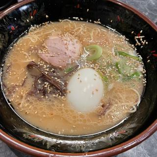 とんこつラーメン(一竜 東久留米店)
