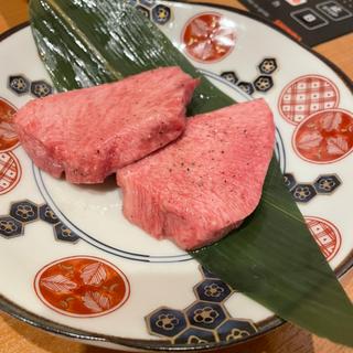 厚切り生タン塩