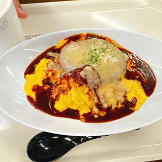 チーズハンバーグオムライス