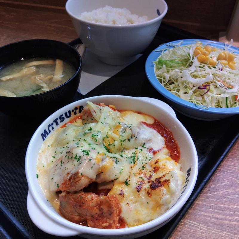 チーズ煮込みトマトチキン定食(松屋 一関店)