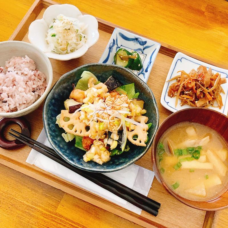 日替わりランチ（肉）(ごはん屋 ヴォルガ)