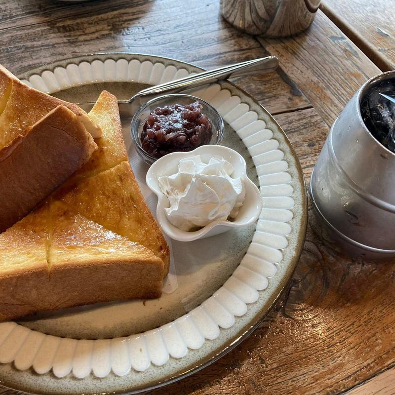 モーニング(支留比亜珈琲店 東京中野店)