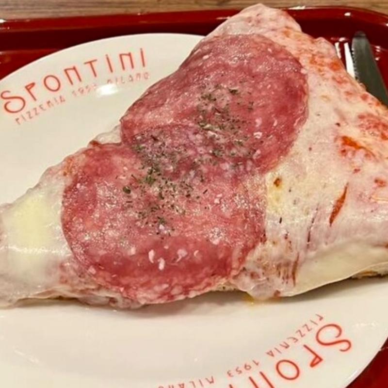 マルゲリータ+サラミ(PIZZERIA SPONTINI)