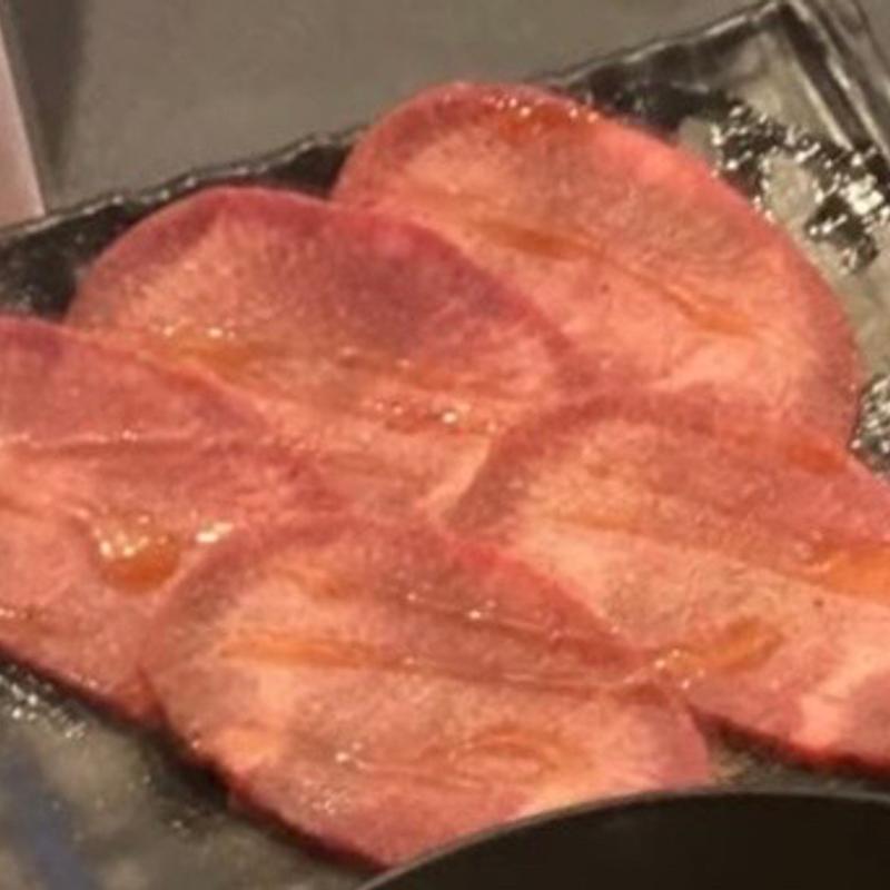 タン(黒毛和牛 タンとハラミ 焼肉じゅんちゃん別邸)