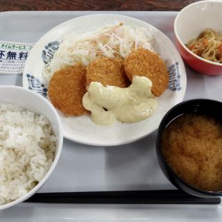 B定食(エビカツ タルタルソース)