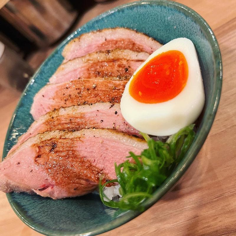 鴨チャーシュー丼(うまそうなラーメン屋)