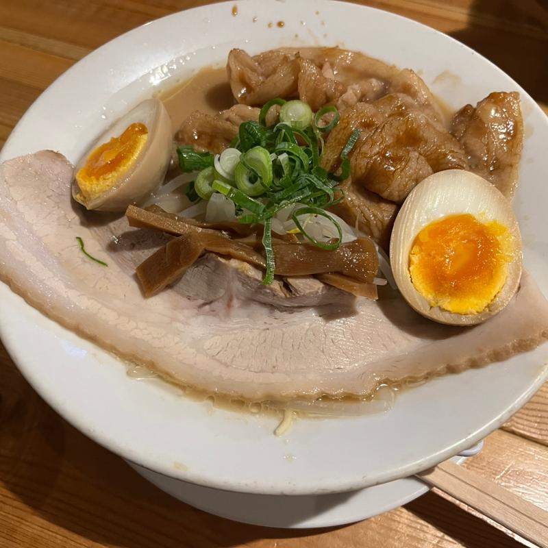 まる福肉ラーメン（中）(まる福 （まるふく）)