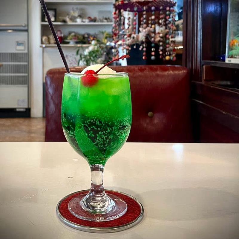 クリームソーダ(喫茶 まりも)