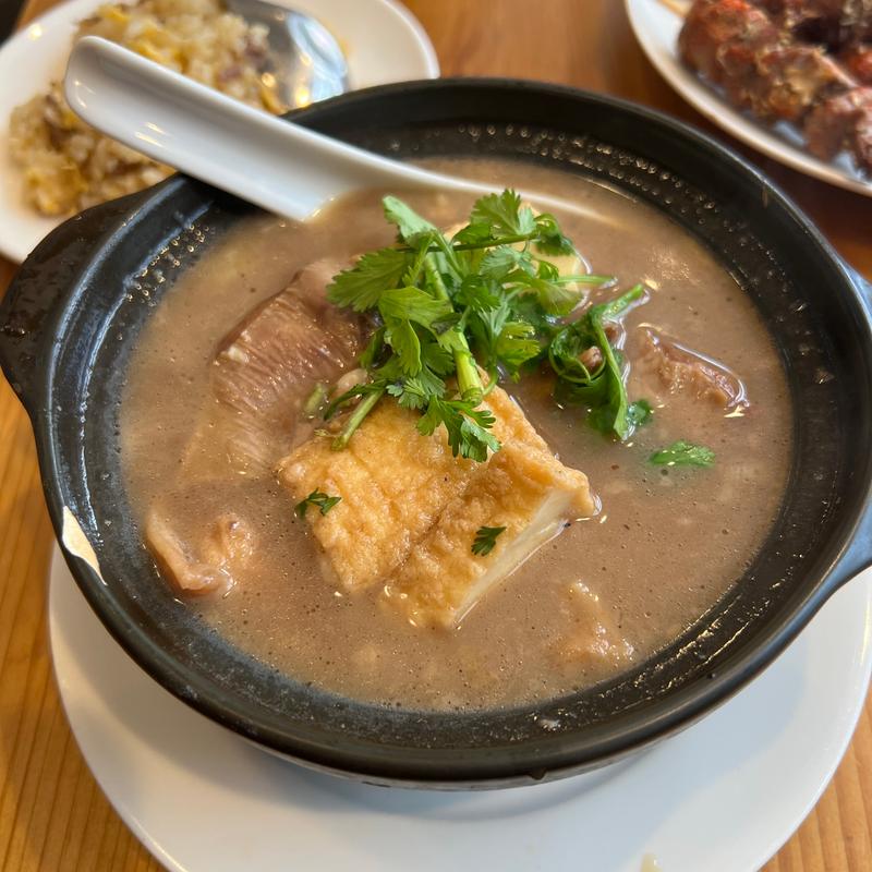 ラムスペアリブの北京風油煮(羊香味坊)