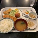 ミックスフライ定食