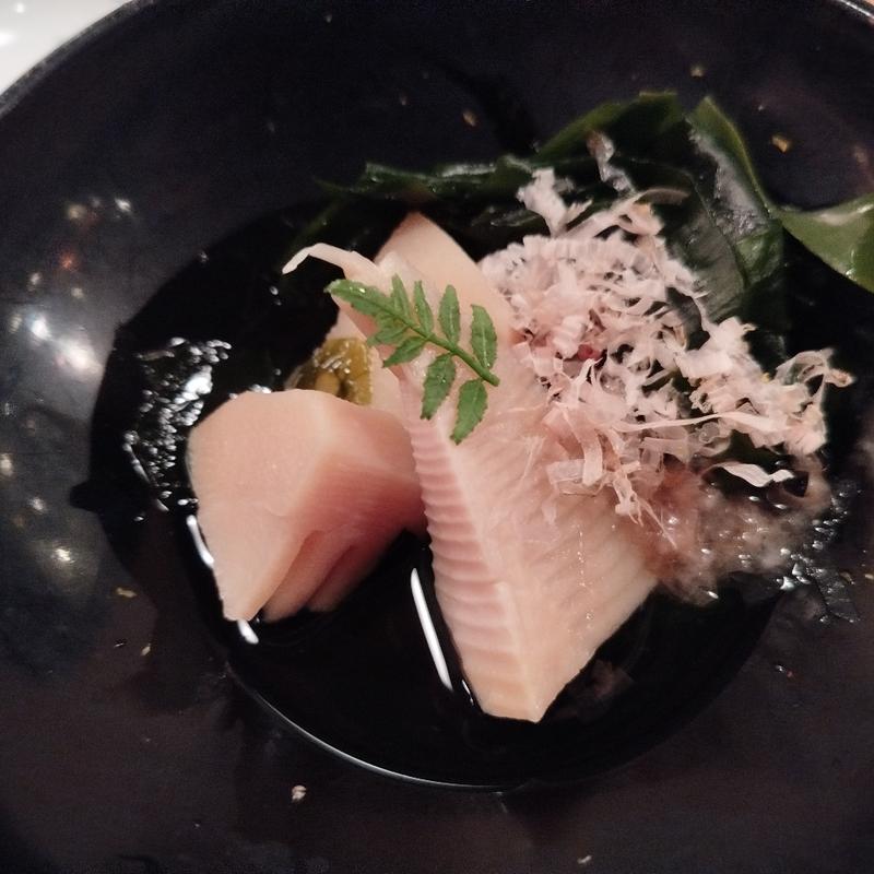 お通し(夜ノ焼魚 ちょーちょむすび)