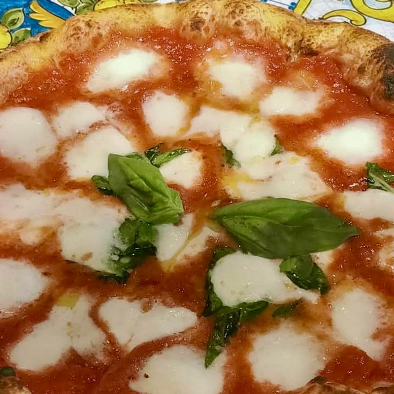 マルゲリータS.T.Gダブルチーズ(ピッツェリア エ オステリア パドリーノ )