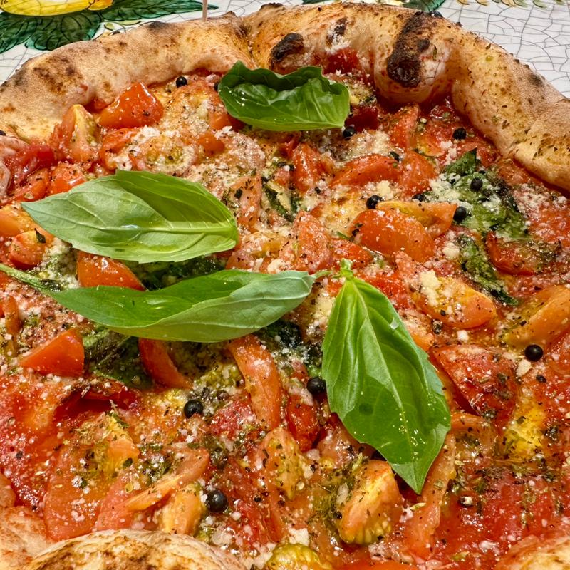 カンピオーネ(ピッツェリア エ オステリア パドリーノ )