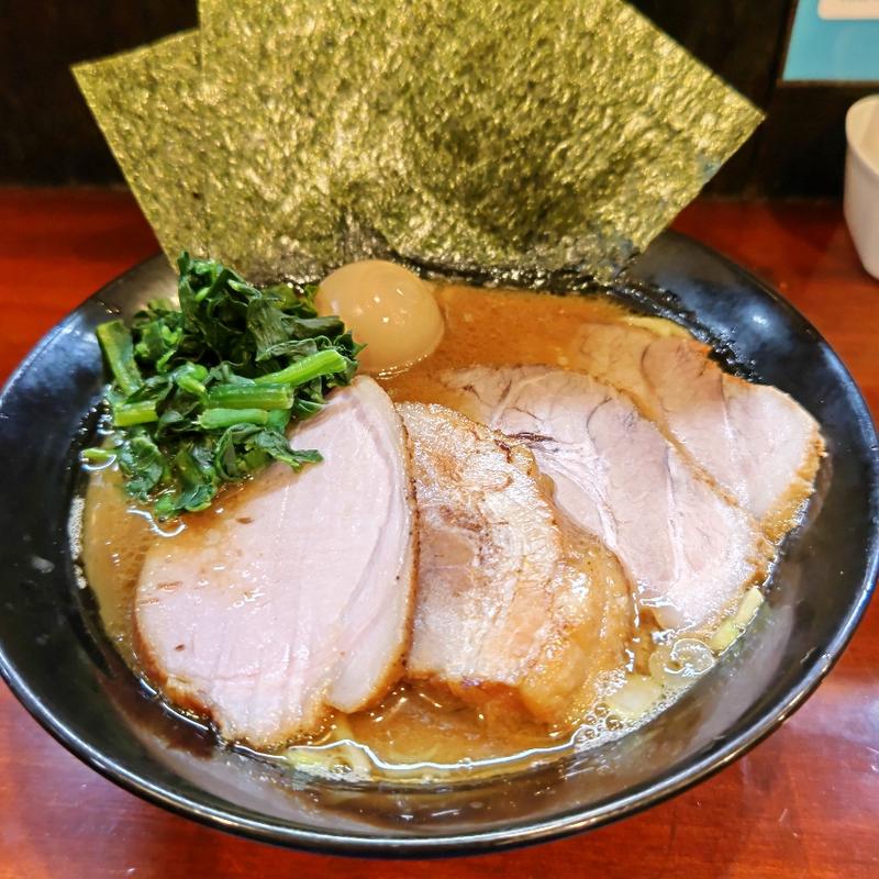 特製醤油とんこつ(らーめん港南家)