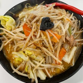 味噌野菜岩手山盛ラーメン