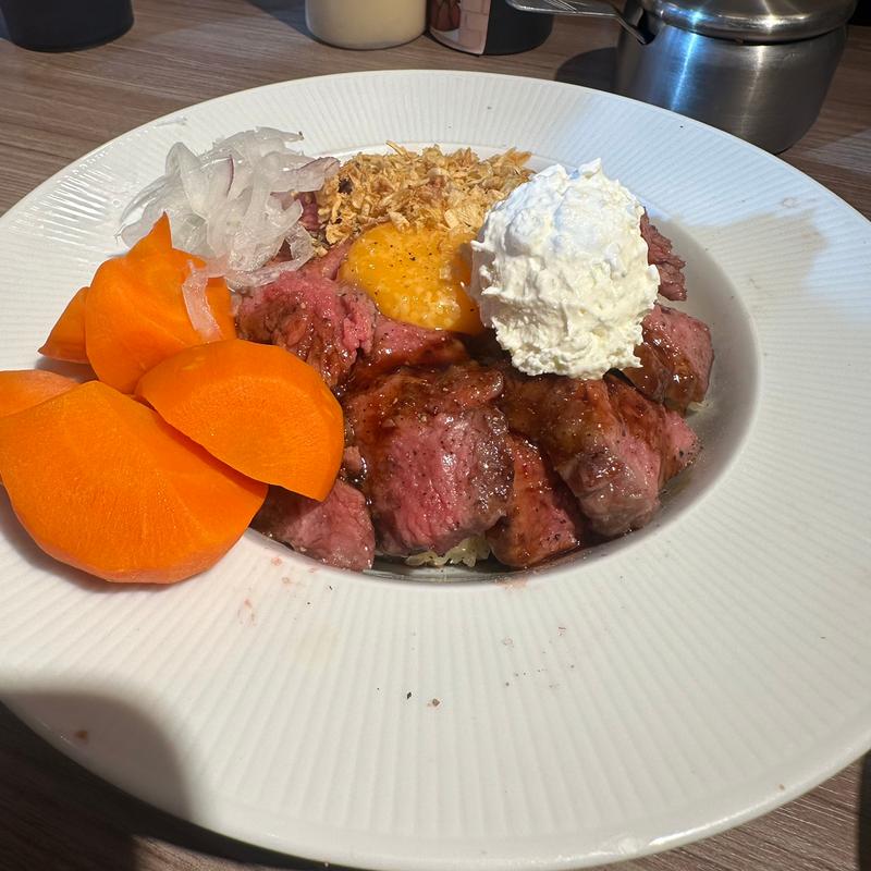 ステーキライス(ステーキライスとカレーの店 センタービーフ西新宿店)