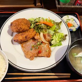 グルメ3点盛り(豚ロースみそ漬焼•メンチカツ•ポテトコロッケ)