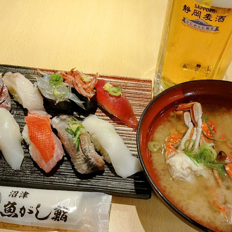 握り寿司(沼津魚がし鮨 江戸前鮨 沼津店)