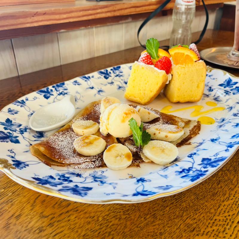 ハーフクレープ＆本日のケーキ(うふcafe （ウフカフェ）)