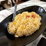 ガーリックライス(モダンBBQビストロ酒場 ロータス 町田駅前店)