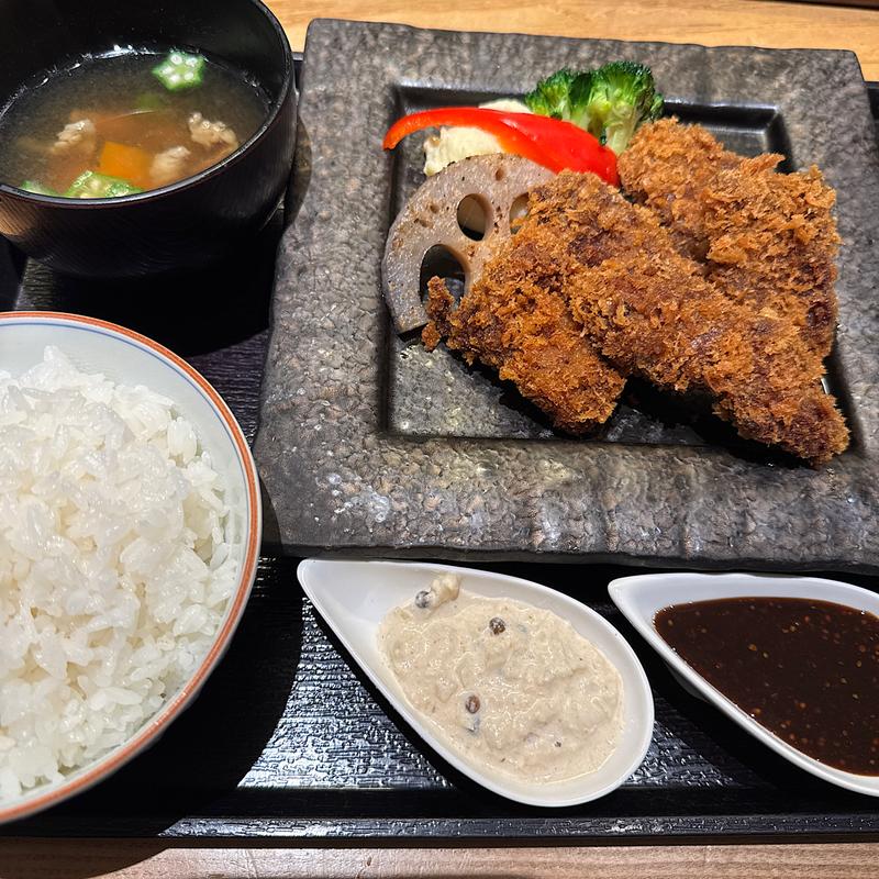 牛さがりカツ御膳(肉割烹 KINTAN コレド室町)