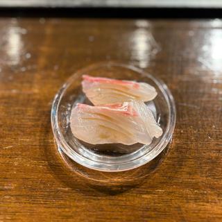 真鯛(おまかせ寿司 すしのすけ)