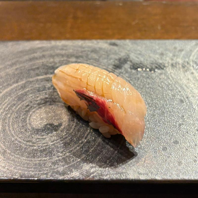 しまあじ(おまかせ寿司 すしのすけ)