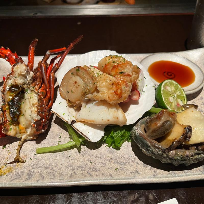 海鮮鉄板焼き盛り合わせ(鉄板焼 ぼんの 桜木町店)