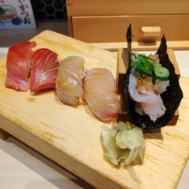 赤酢にぎり鮨5貫(巻き鮨・中華そば浜八)