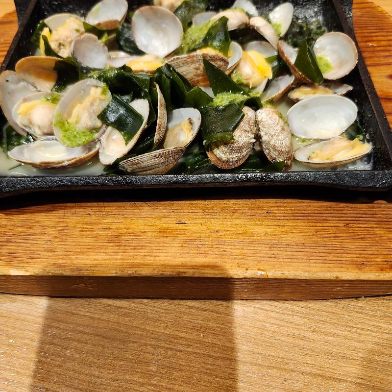 三陸産わかめとあさりのジェノベーゼ炒め　限定(ミライザカ 久茂地 国際通り店)