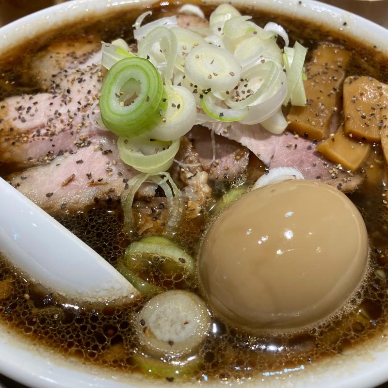 札幌ブラック　味玉チャーシュー(札幌 六坊)