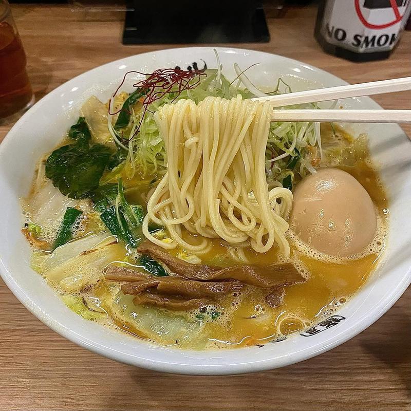 一乗寺天理ラーメン(麺屋丈六 キーノ和歌山)