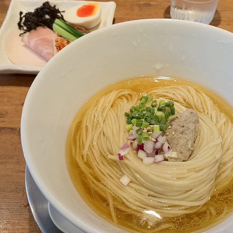 平子煮干しの冷製香麺(麺創房LEO )