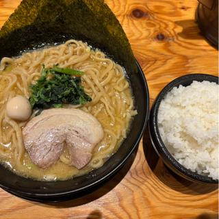 プレミアム醤油ラーメン